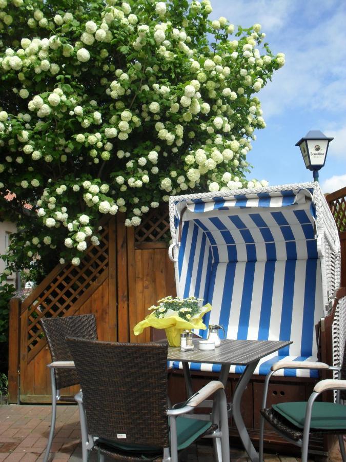 Hotel-Pension Zur Mole Wiek auf Rügen Eksteriør bilde
